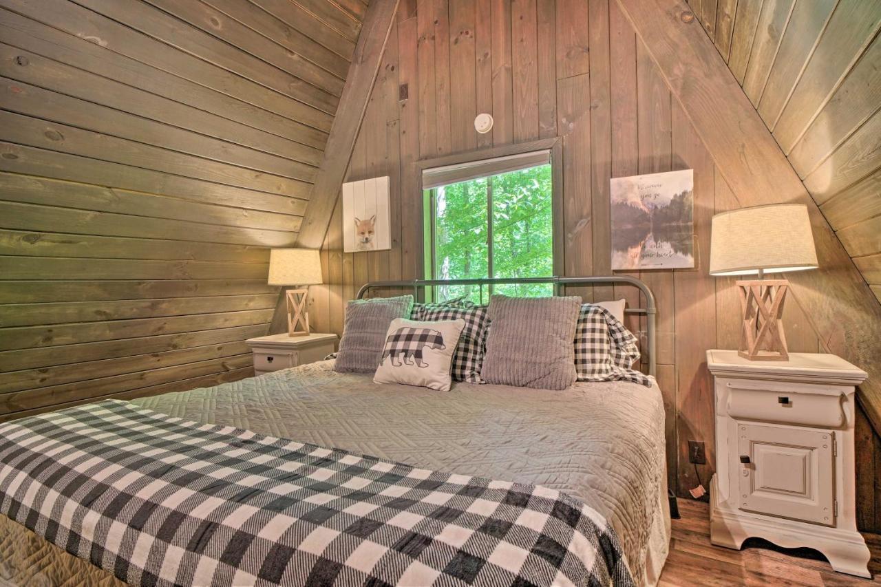 Snuggle Inn In The Heart Of Chalet Village! Gatlinburg Exterior photo